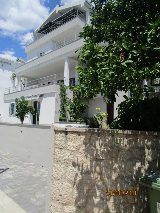 Apartmani Marinovic Podgora Exterior foto
