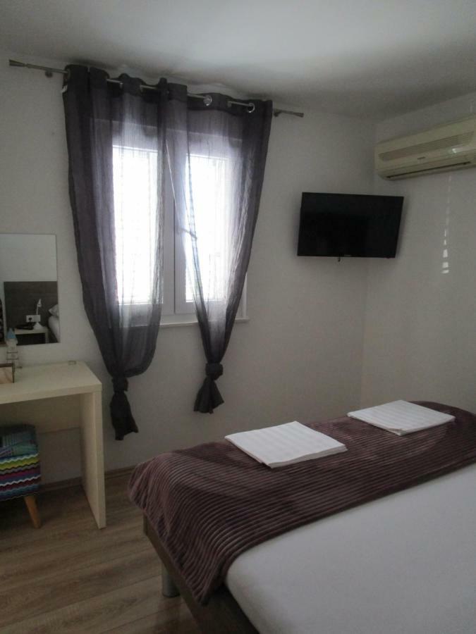 Apartmani Marinovic Podgora Exterior foto