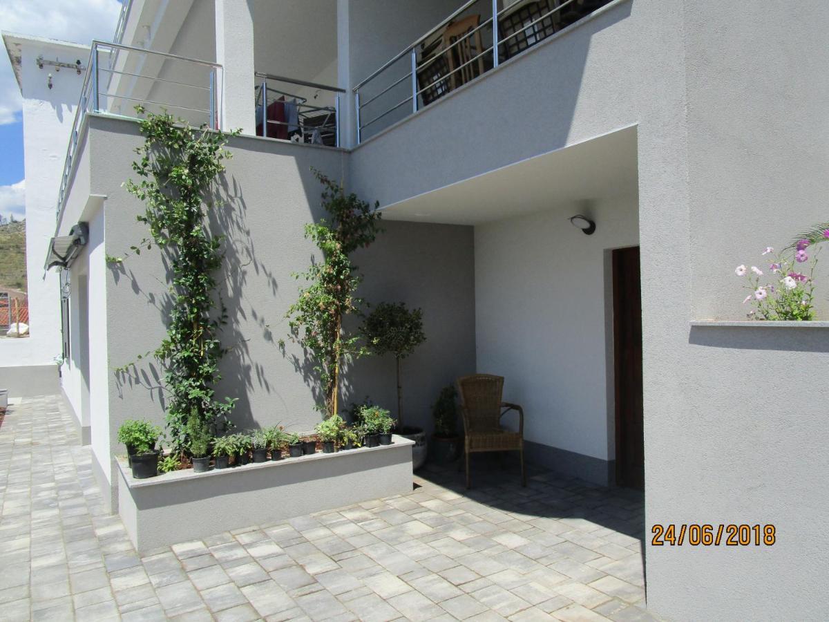 Apartmani Marinovic Podgora Exterior foto